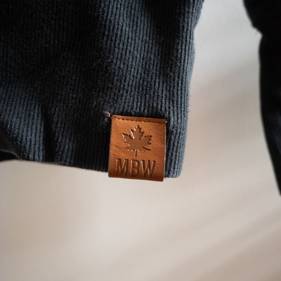 Muskoka Bearwear Crewneck - Picture 6 of 6